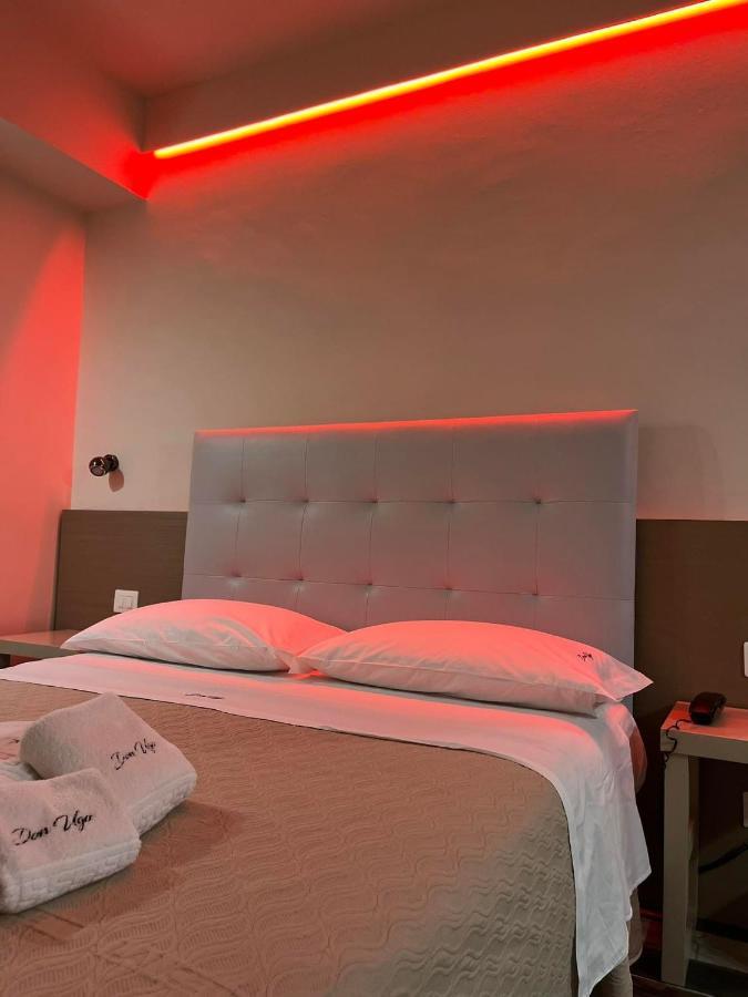 Don Ugo Luxury Rooms โตรเปอา ภายนอก รูปภาพ