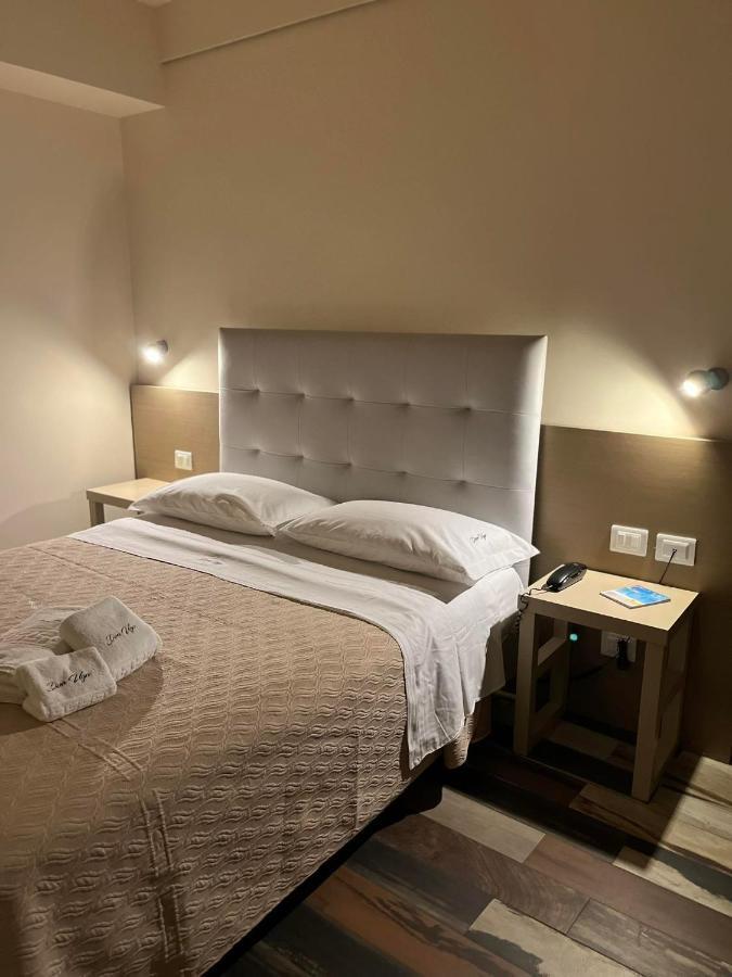 Don Ugo Luxury Rooms โตรเปอา ภายนอก รูปภาพ