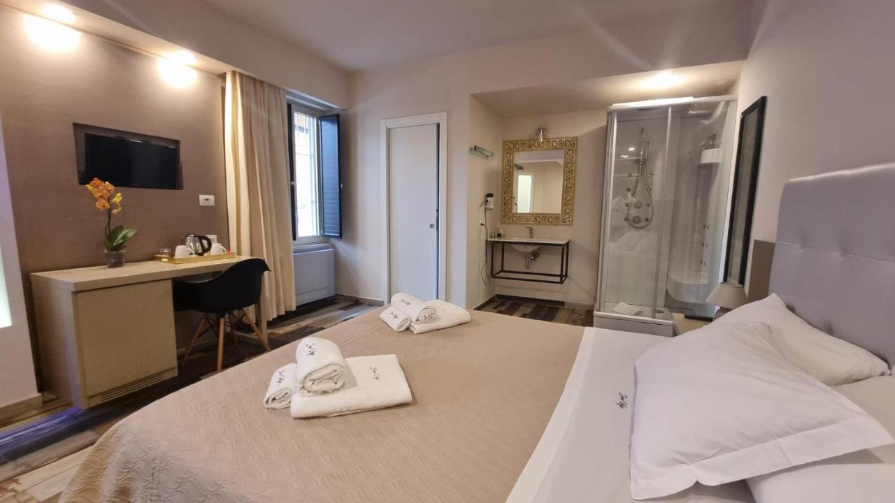 Don Ugo Luxury Rooms โตรเปอา ภายนอก รูปภาพ
