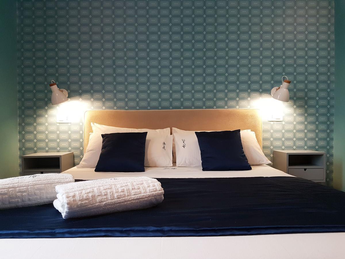 Don Ugo Luxury Rooms โตรเปอา ห้อง รูปภาพ